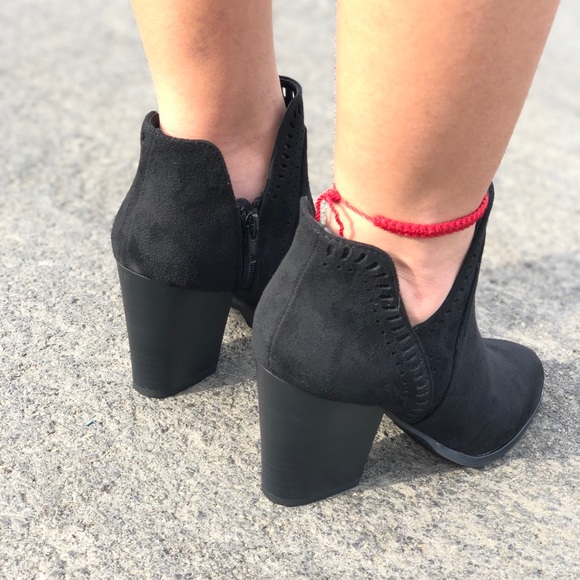 BLACK ANKLE BOOTIE SPLIT SHAFT - Picture 7 of 7